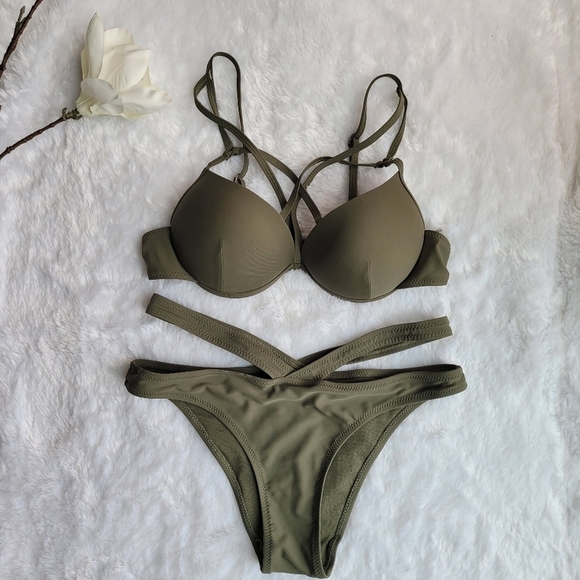 SHEIN Cut Front Bustier Bikini Set - Picture 2 of 8